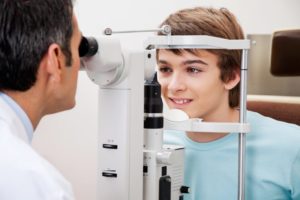 Especialista oftalmológico en niños